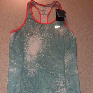 NWT Nike Tank